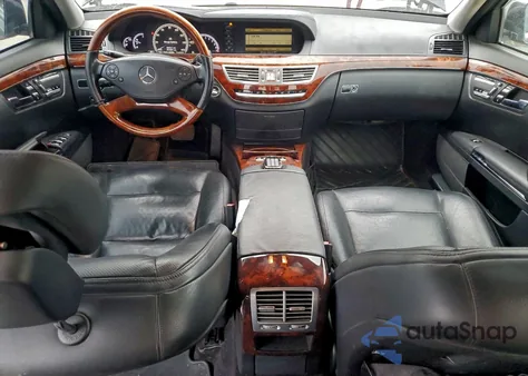 2010 Mercedes-Benz S 550 from USA, damaged, VIN WDDNG7BBXAA296820